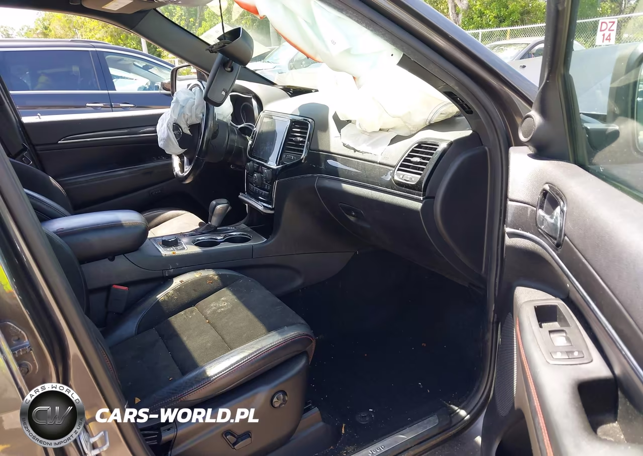 2020 Jeep Grand Cherokee Trailhawk 4X4 VIN:1C4RJFLG2LC117145 - 5