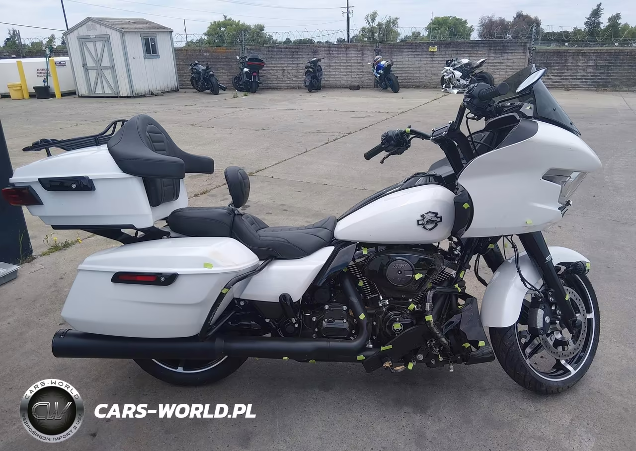 2024 Harley-Davidson Fltrx VIN:1HD1KH72XRB607429 - 12