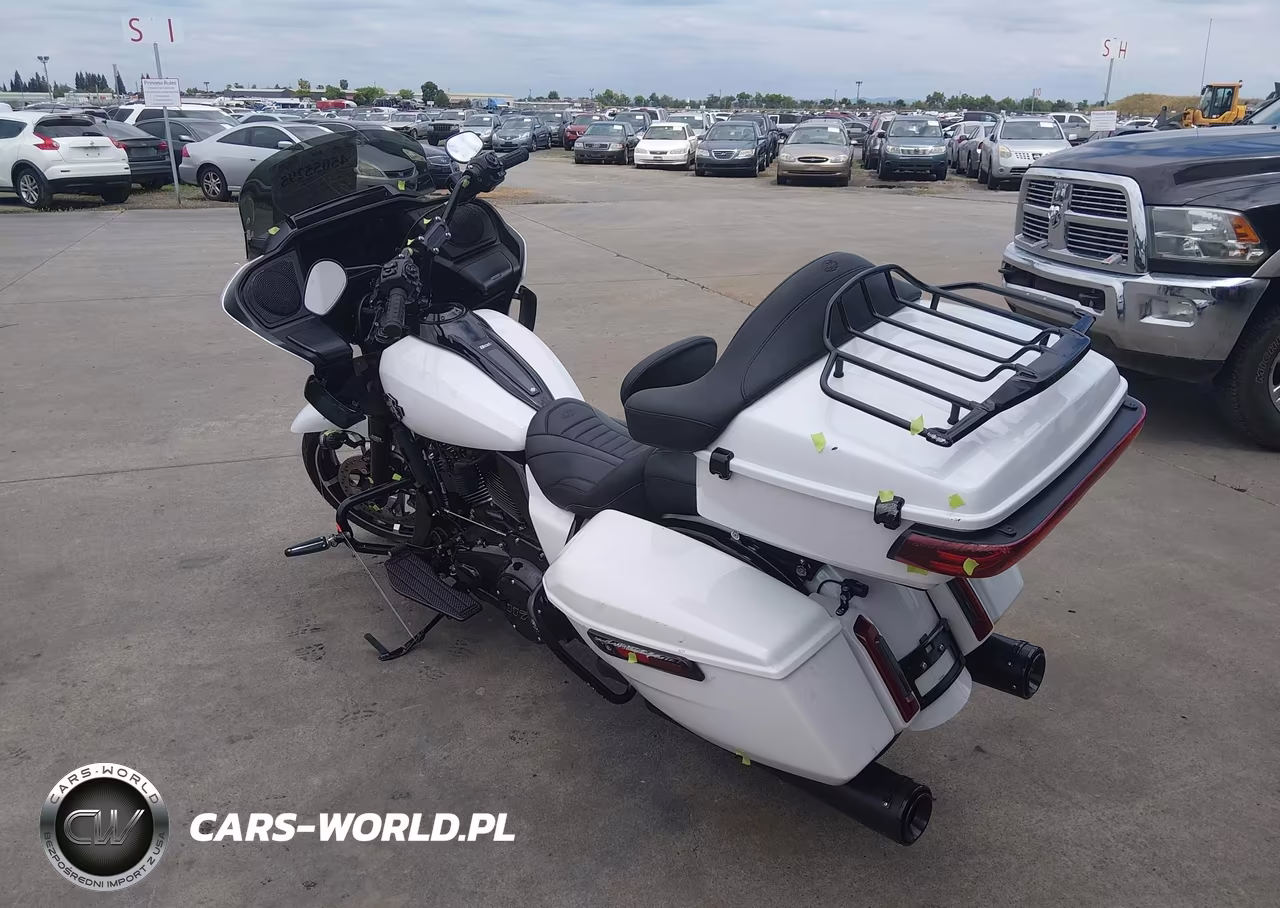 2024 Harley-Davidson Fltrx VIN:1HD1KH72XRB607429 - 3