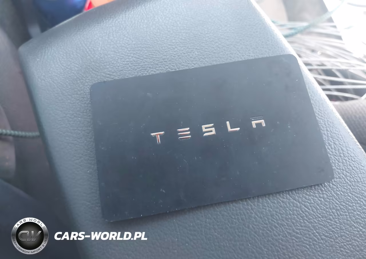 2018 Tesla Model 3 Long Range-Performance VIN:5YJ3E1EB5JF086438 - 11