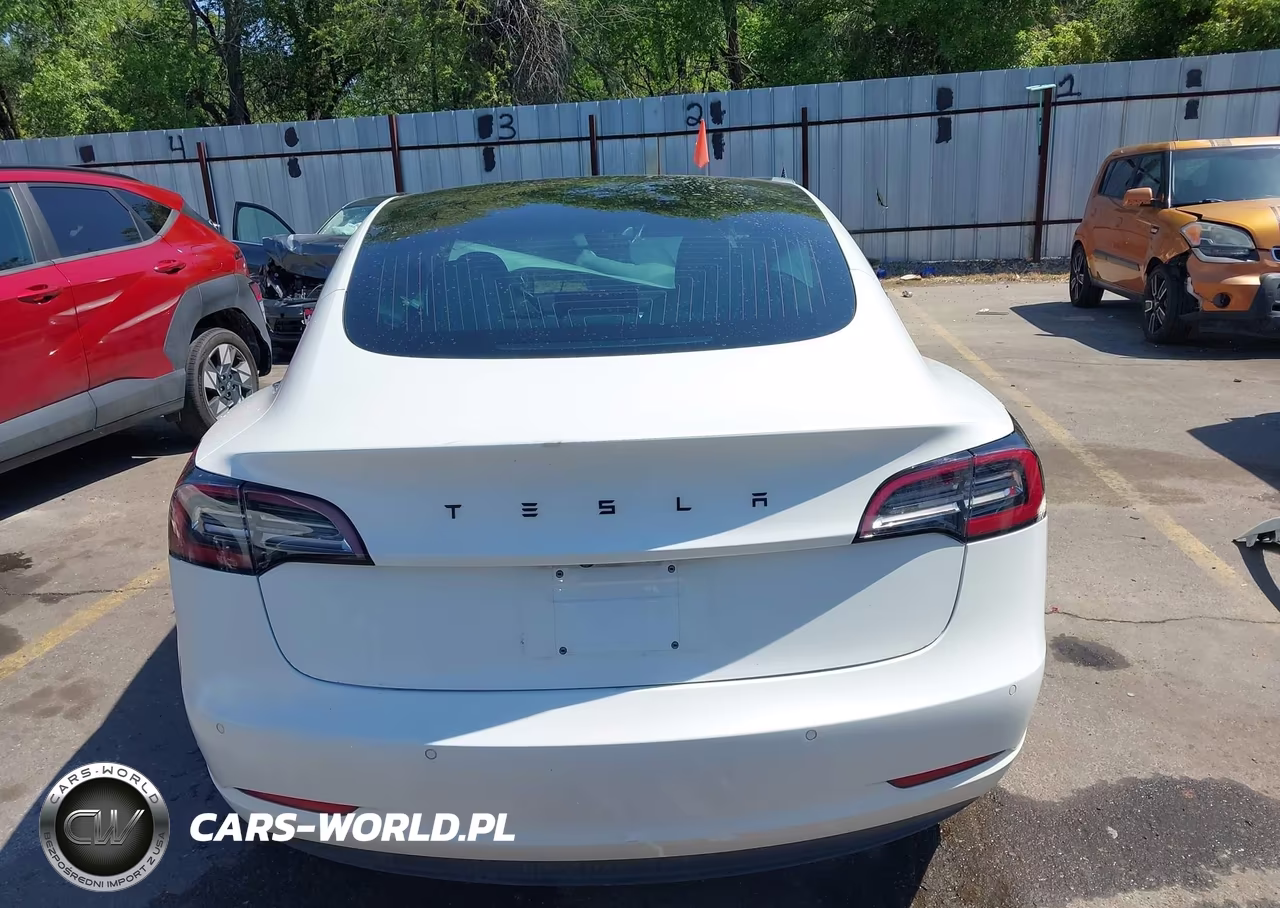 2018 Tesla Model 3 Long Range-Performance VIN:5YJ3E1EB5JF086438 - 17