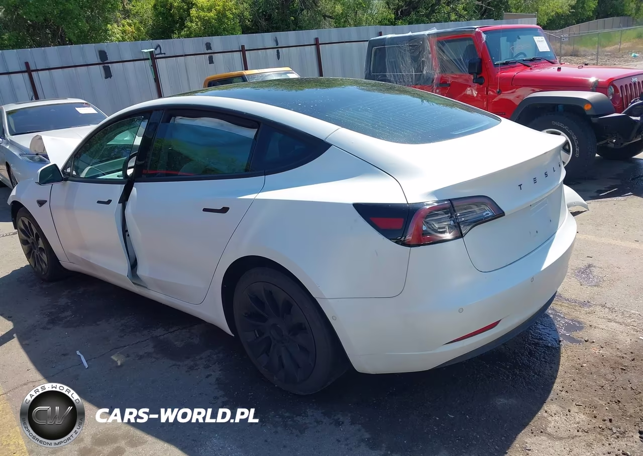 2018 Tesla Model 3 Long Range-Performance VIN:5YJ3E1EB5JF086438 - 3