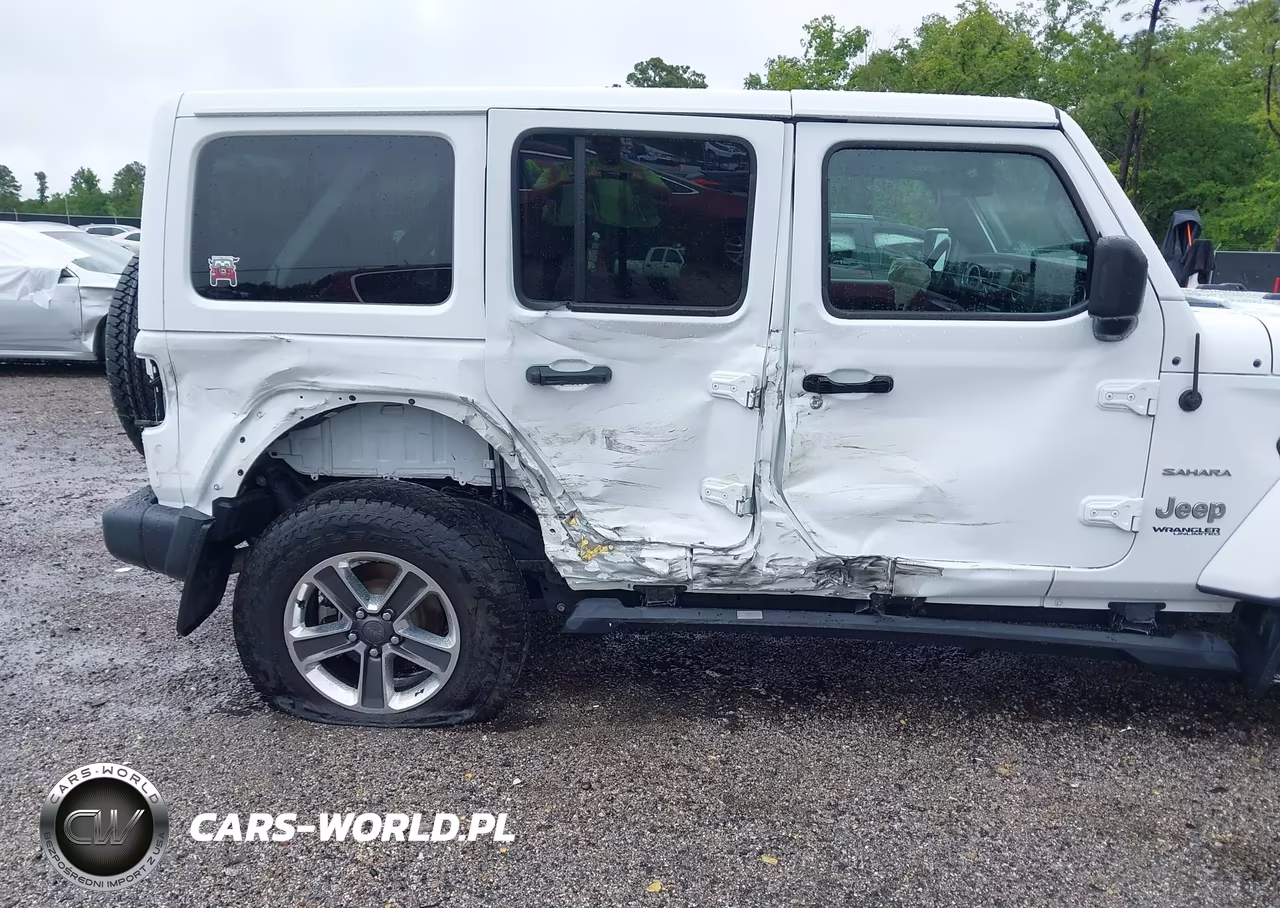 2018 Jeep Wrangler Unlimited Sahara 4X4 VIN:1C4HJXEG9JW118044 - 6