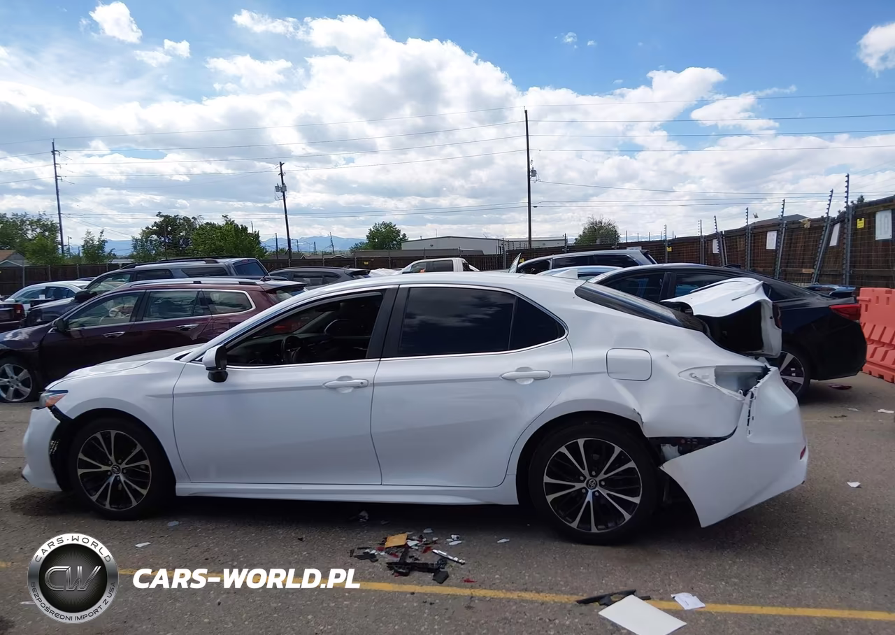 2020 Toyota Camry Se VIN:4T1G11AK0LU898481 - 14
