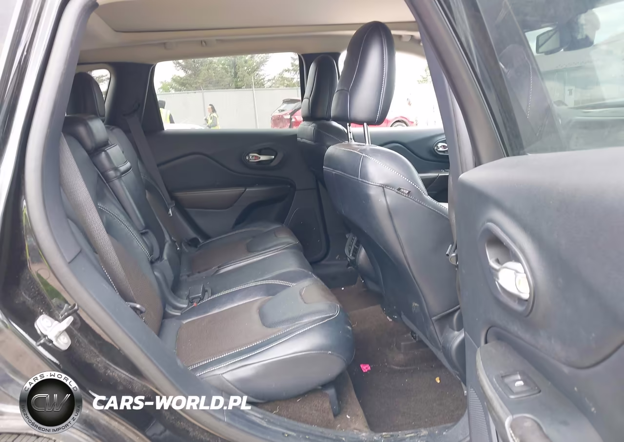 2015 Jeep Cherokee Limited VIN:1C4PJMDS9FW630264 - 8
