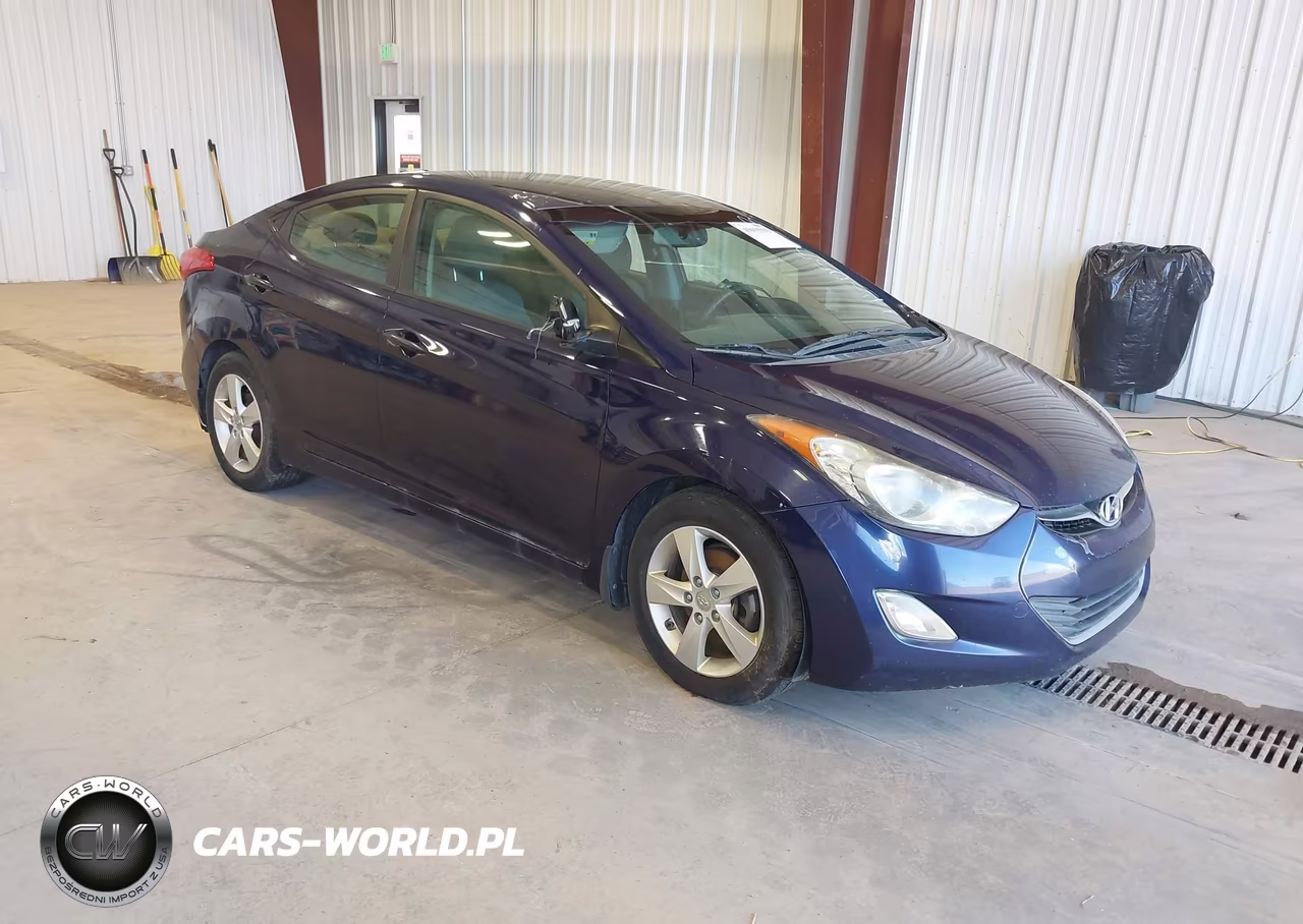 Główne zdjęcie 2013 Hyundai Elantra Gls