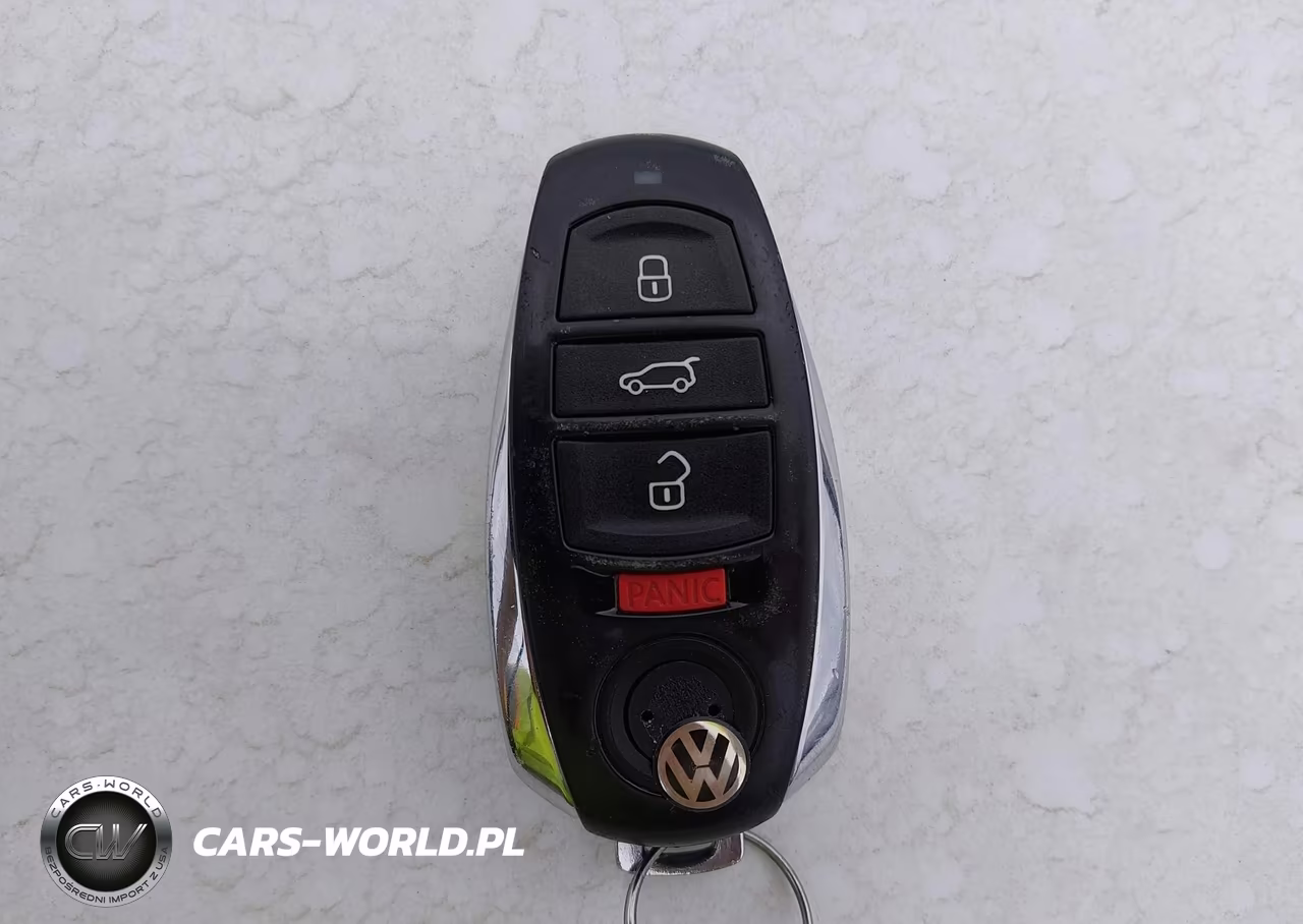 2014 Volkswagen Touareg 3.6L R-Line VIN:WVGDF9BP1ED002656 - 11