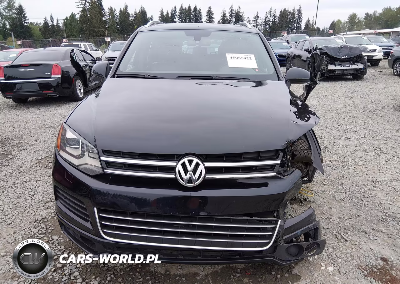 2014 Volkswagen Touareg 3.6L R-Line VIN:WVGDF9BP1ED002656 - 12