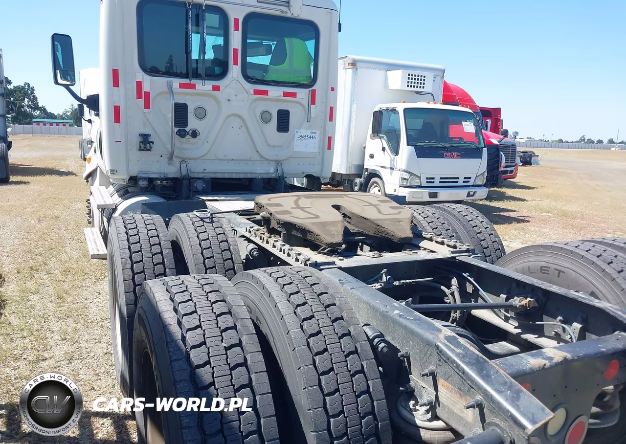 2015 Freightliner Cascadia 125 VIN:3AKJGEDV7FSGB6915 - 6