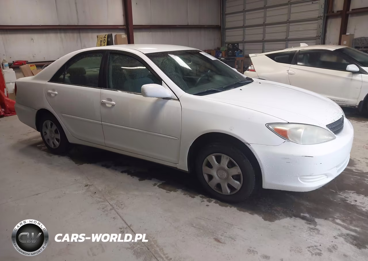 2003 Toyota Camry Le – zdjęcie 1 z 16