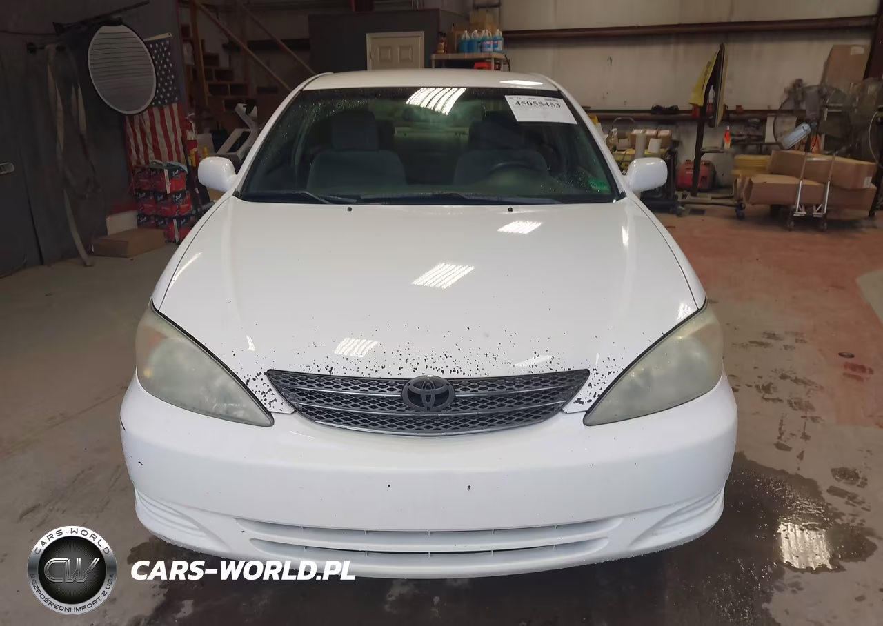 2003 Toyota Camry Le VIN:4T1BE32K13U245179 - 12