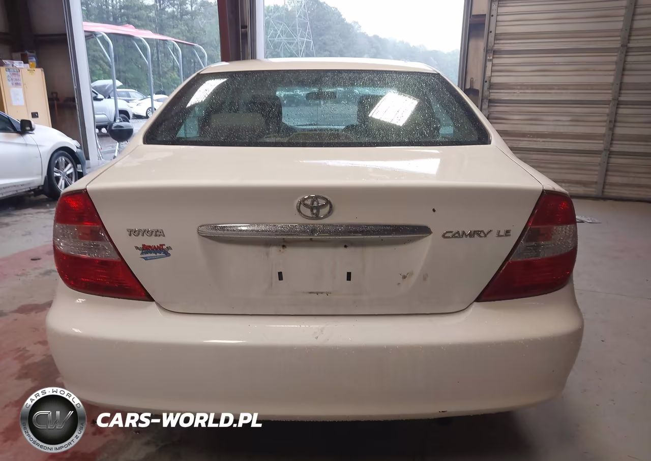 2003 Toyota Camry Le VIN:4T1BE32K13U245179 - 16