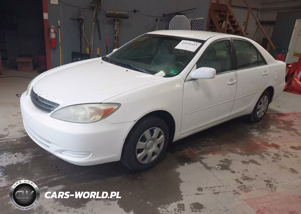 2003 Toyota Camry Le VIN:4T1BE32K13U245179 - 2