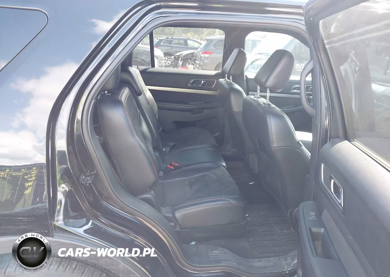 2019 Ford Explorer Xlt VIN:1FM5K8D88KGA48138 - 8