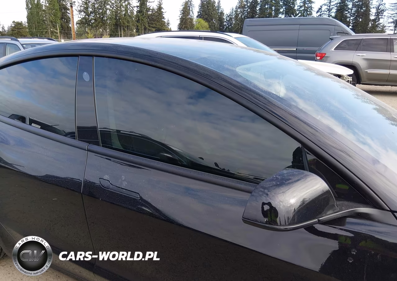 2021 Tesla Model 3 Standard Range Plus Rear-Wheel Drive VIN:5YJ3E1EA5MF985621 - 14