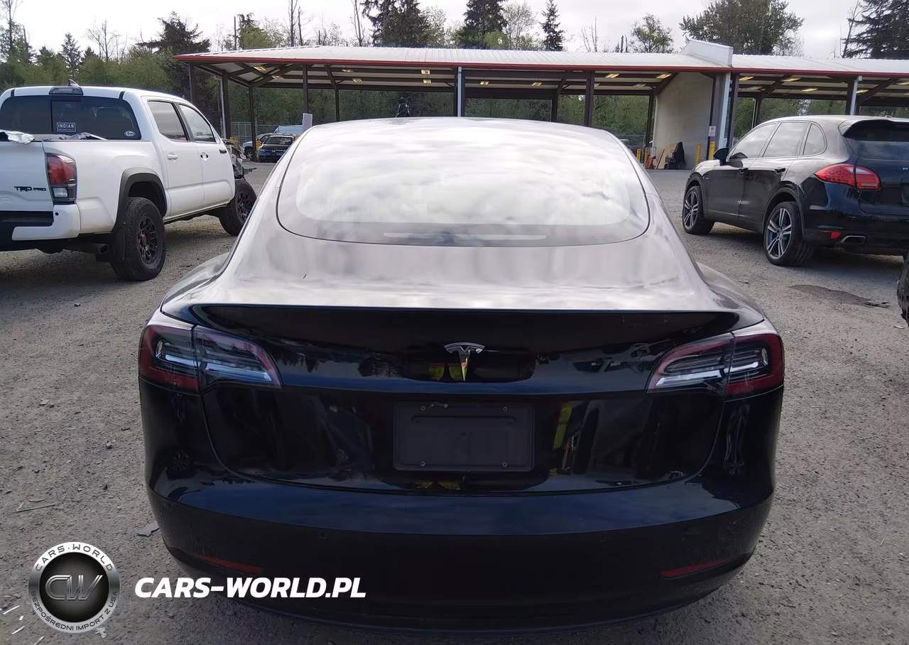2021 Tesla Model 3 Standard Range Plus Rear-Wheel Drive VIN:5YJ3E1EA5MF985621 - 17