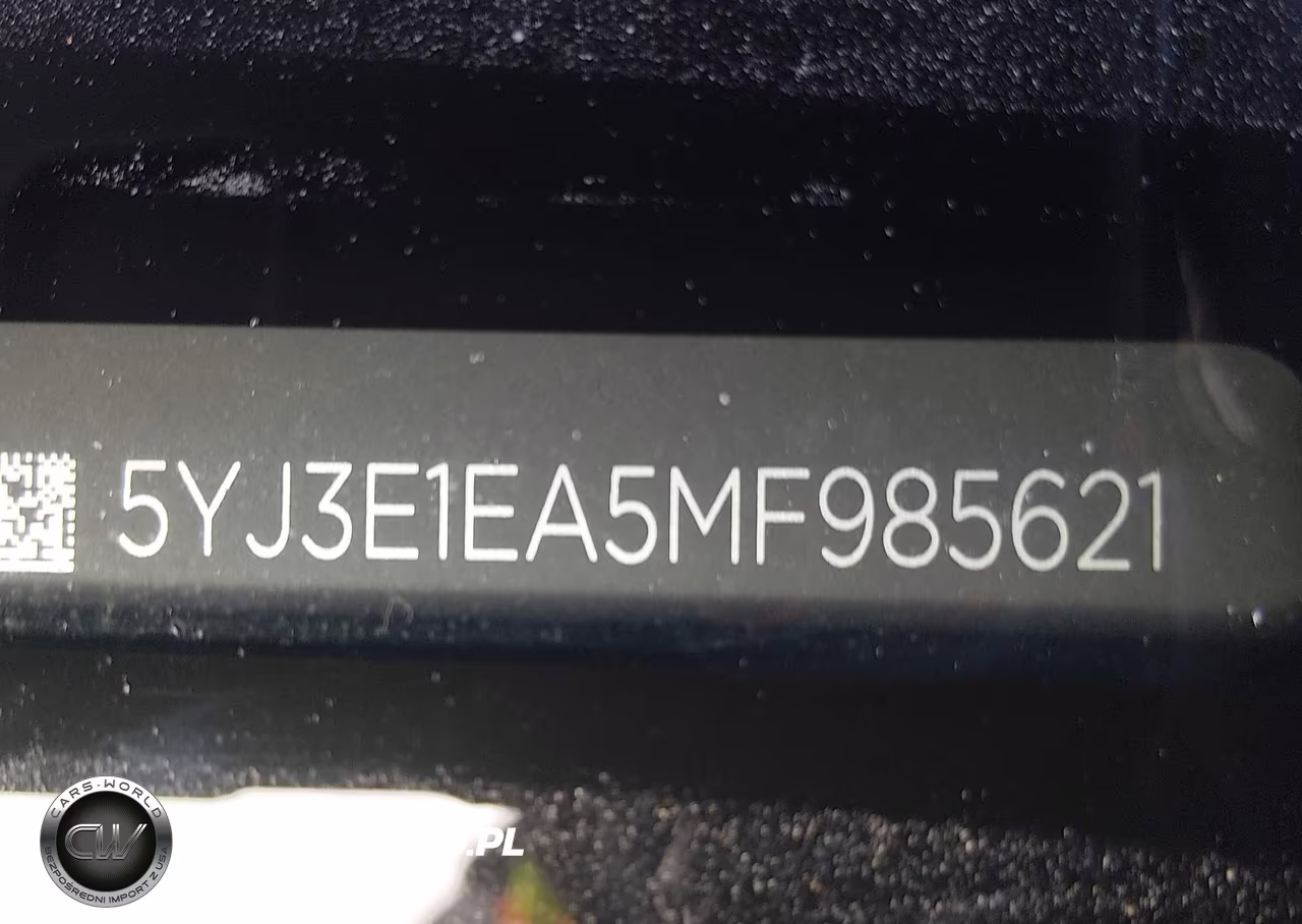2021 Tesla Model 3 Standard Range Plus Rear-Wheel Drive VIN:5YJ3E1EA5MF985621 - 24