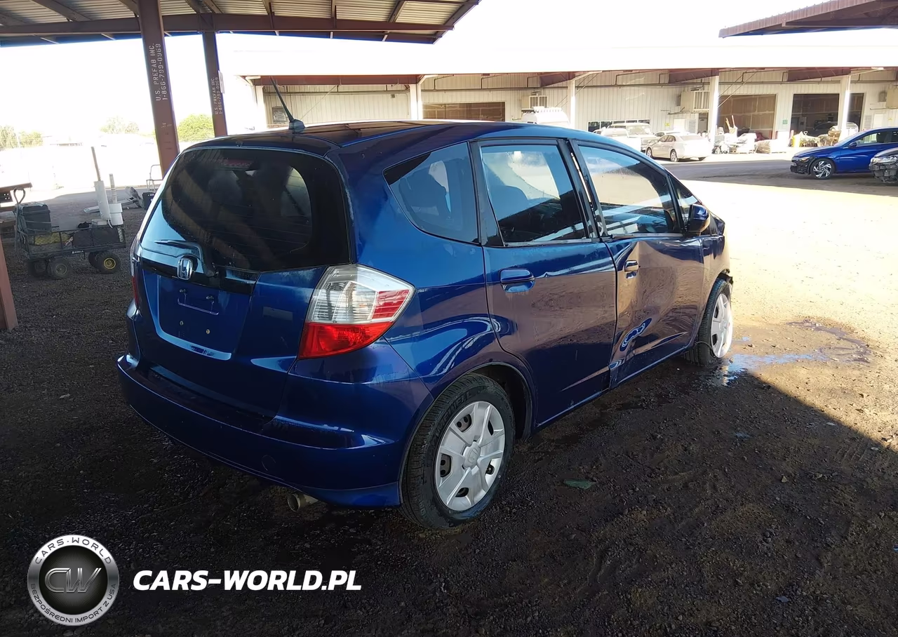 2012 Honda Fit VIN:JHMGE8H36CC015245 - 4
