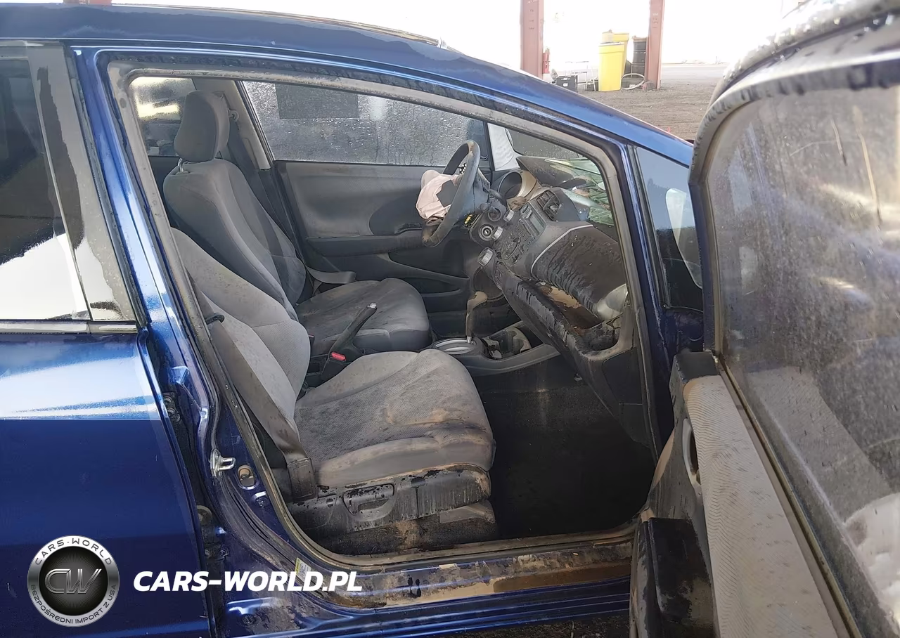 2012 Honda Fit VIN:JHMGE8H36CC015245 - 5