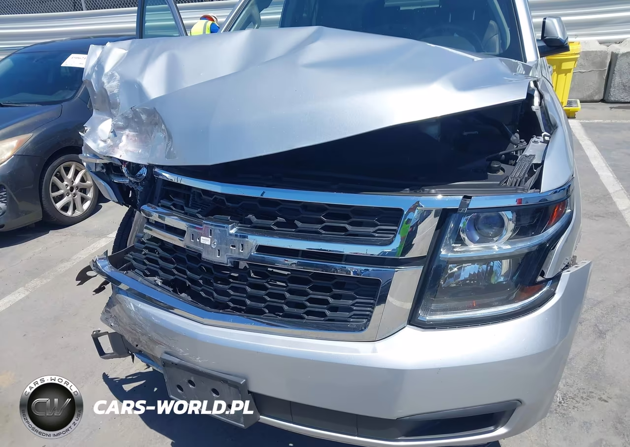 2017 Chevrolet Tahoe Lt VIN:1GNSCBKC8HR237675 - 6