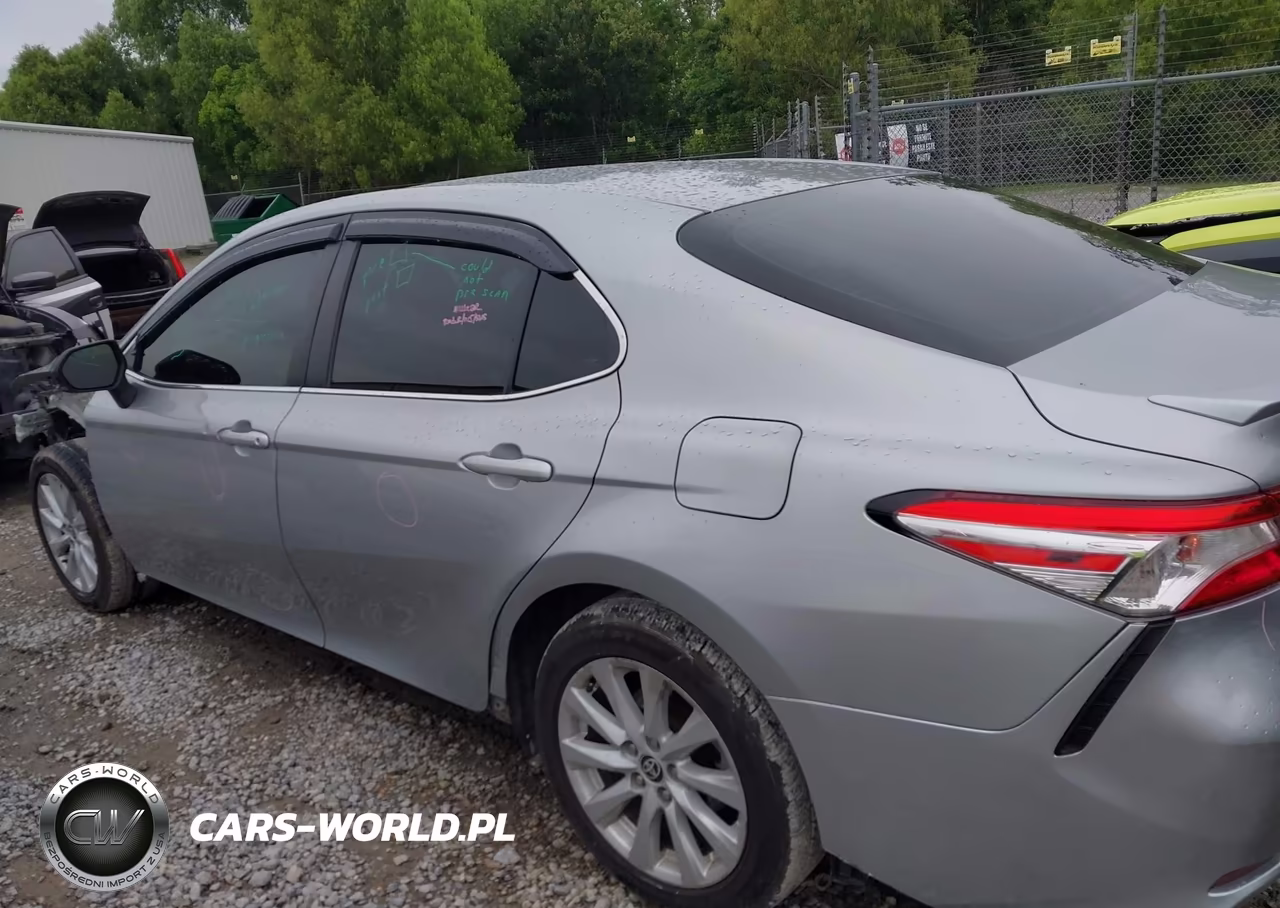 2020 Toyota Camry Se VIN:4T1G11AK4LU384553 - 15