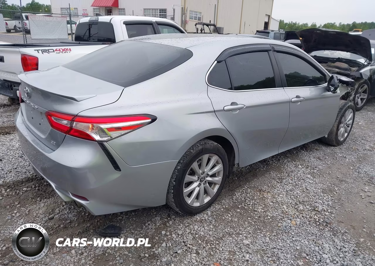2020 Toyota Camry Se VIN:4T1G11AK4LU384553 - 4