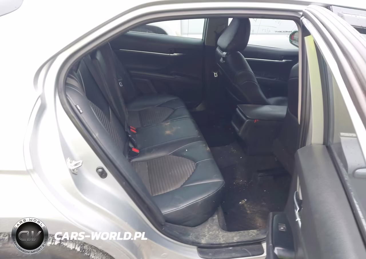 2020 Toyota Camry Se VIN:4T1G11AK4LU384553 - 8