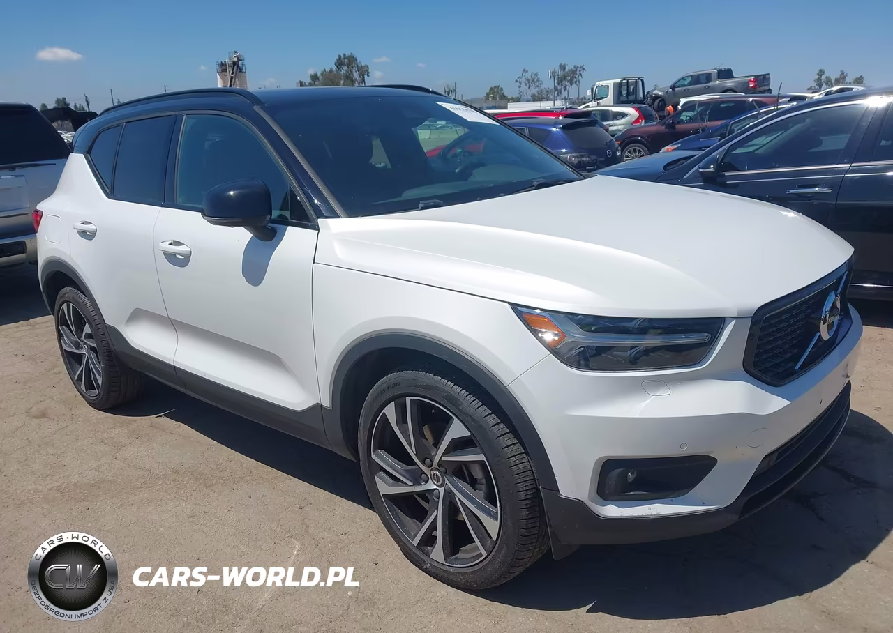2020 Volvo Xc40 T4 R-Design