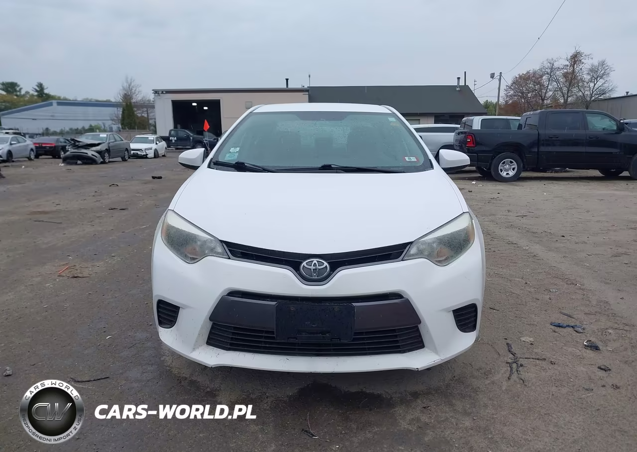 2015 Toyota Corolla Le VIN:2T1BURHE1FC472658 - 12