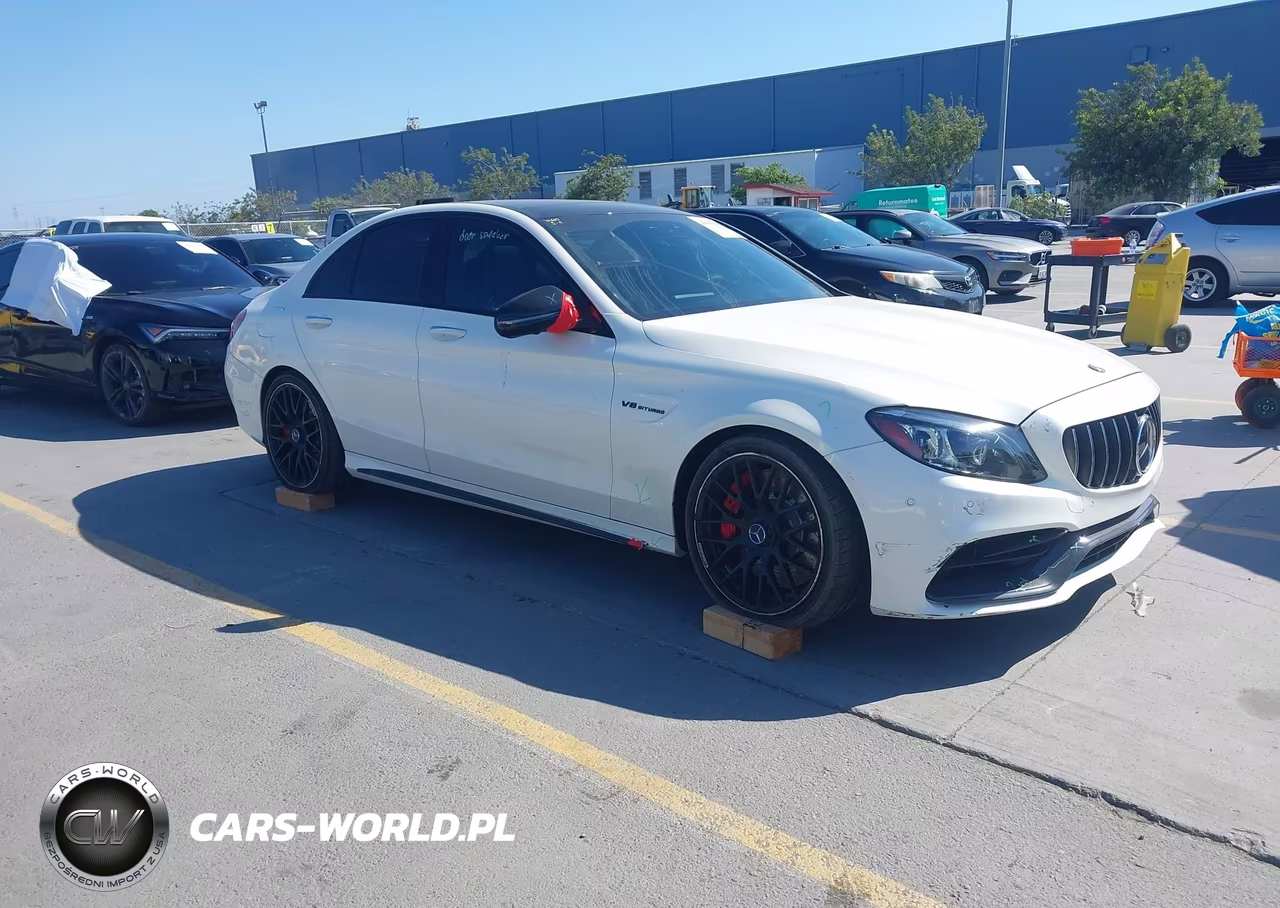2019 Mercedes-Benz Amg C 63 S – zdjęcie 1 z 17