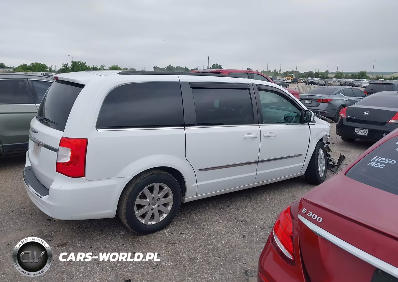 2014 Chrysler Town & Country Touring VIN:2C4RC1BG9ER381746 - 13