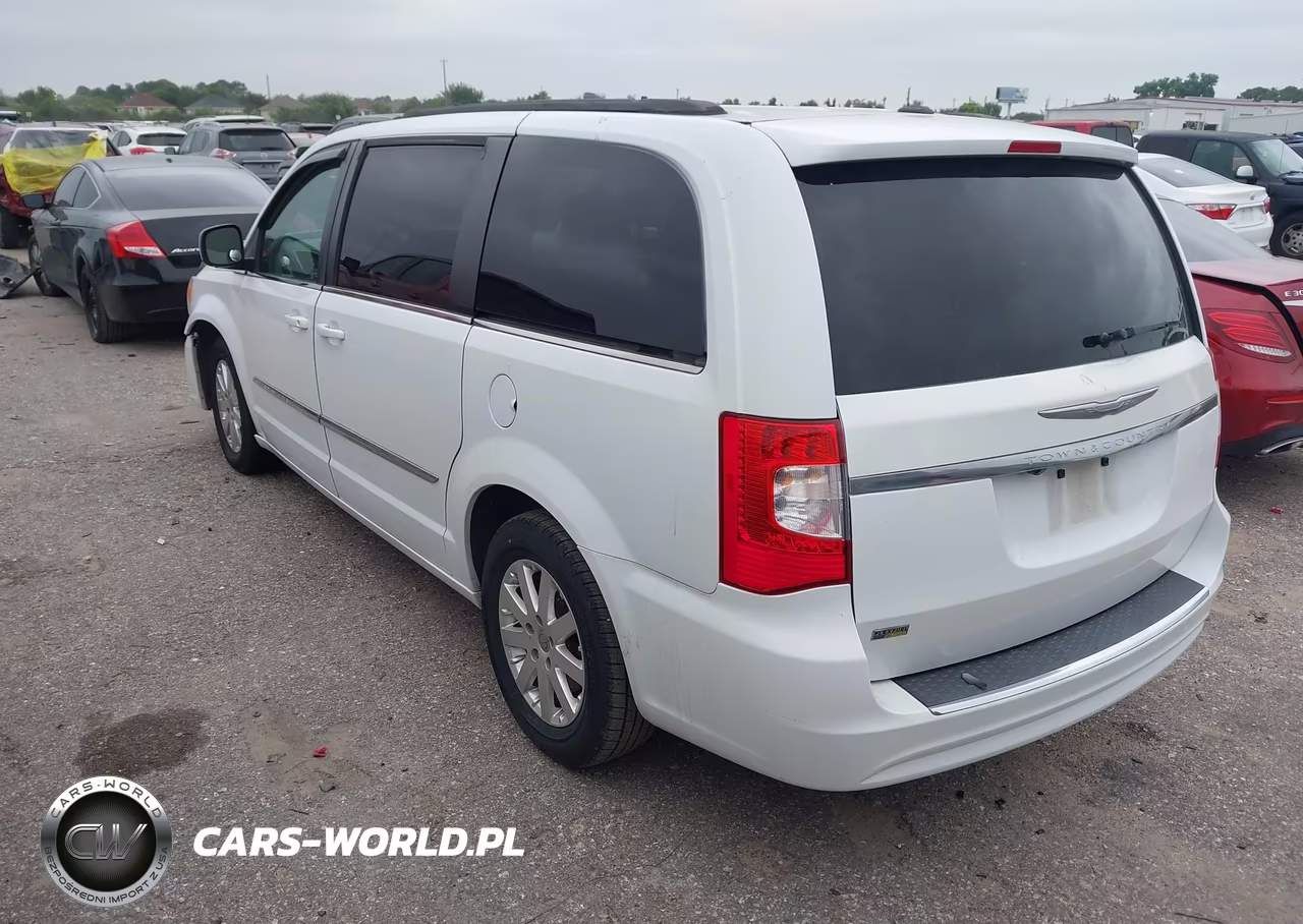 2014 Chrysler Town & Country Touring VIN:2C4RC1BG9ER381746 - 3