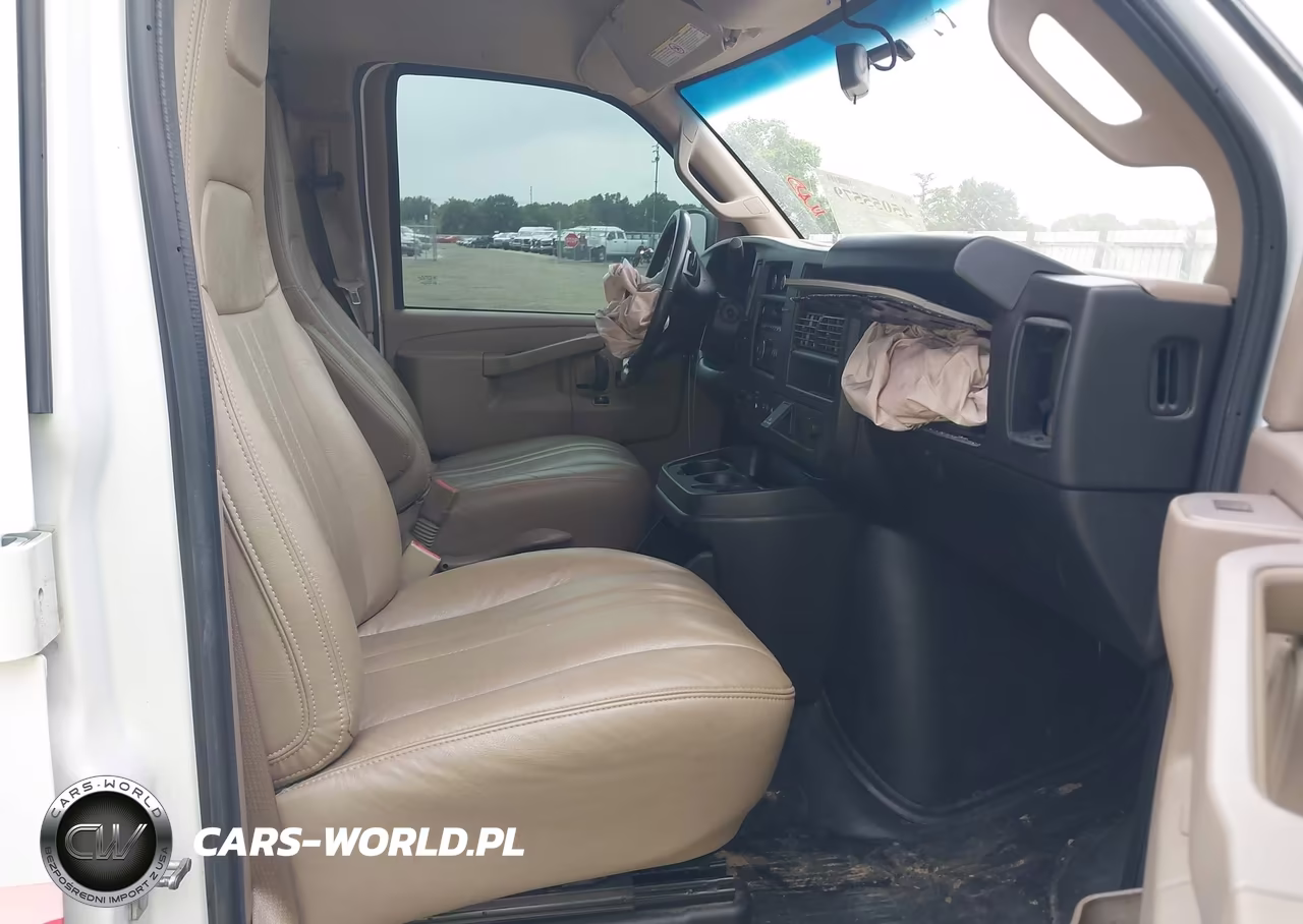 2023 Chevrolet Express Cargo Rwd 2500 Regular Wheelbase Wt VIN:1GCWGAFP8P1156436 - 5