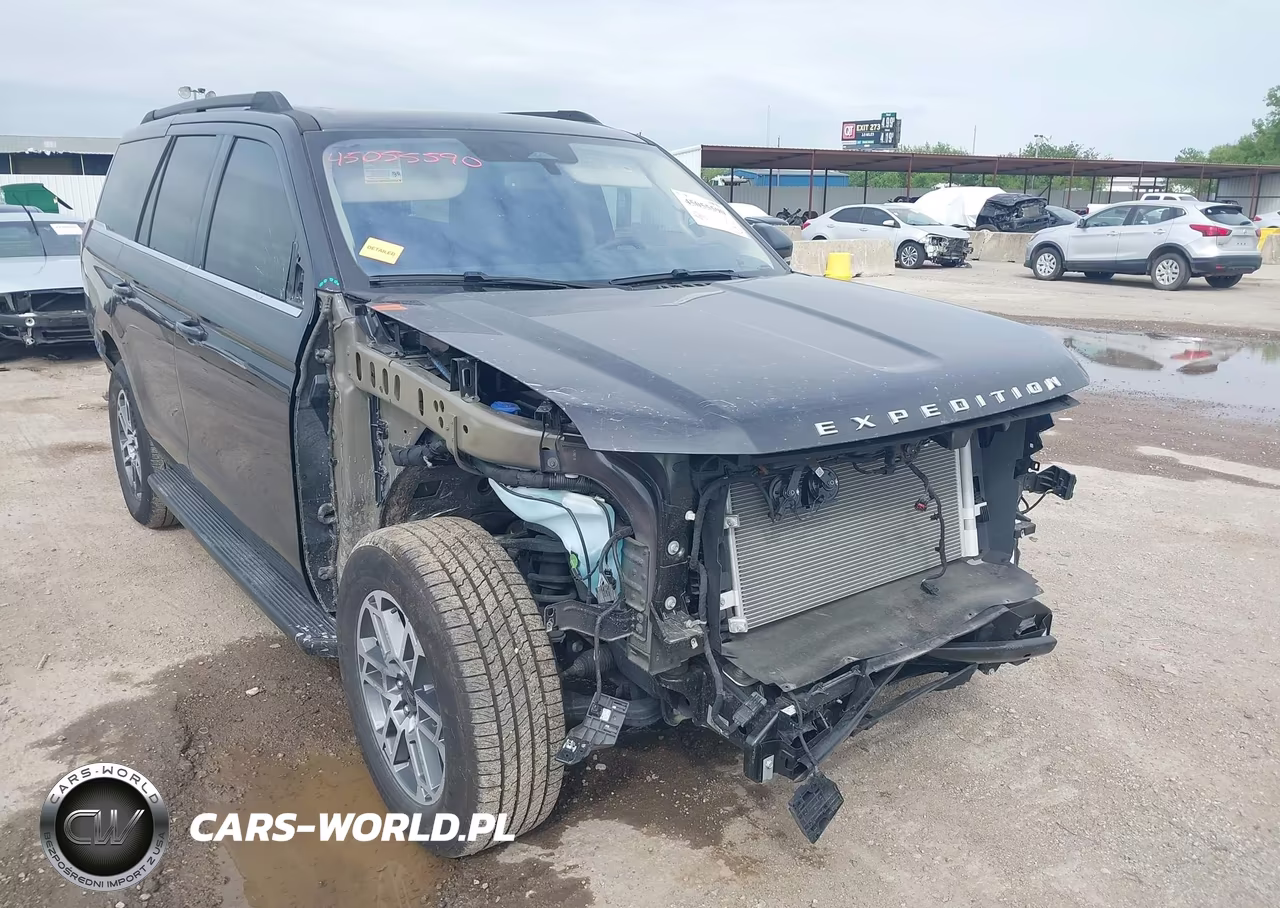 2025 Ford Expedition Active – zdjęcie 1 z 17
