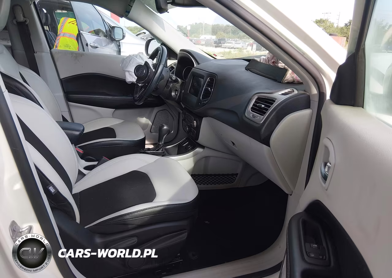 2020 Jeep Compass Latitude Fwd VIN:3C4NJCBB3LT257907 - 5