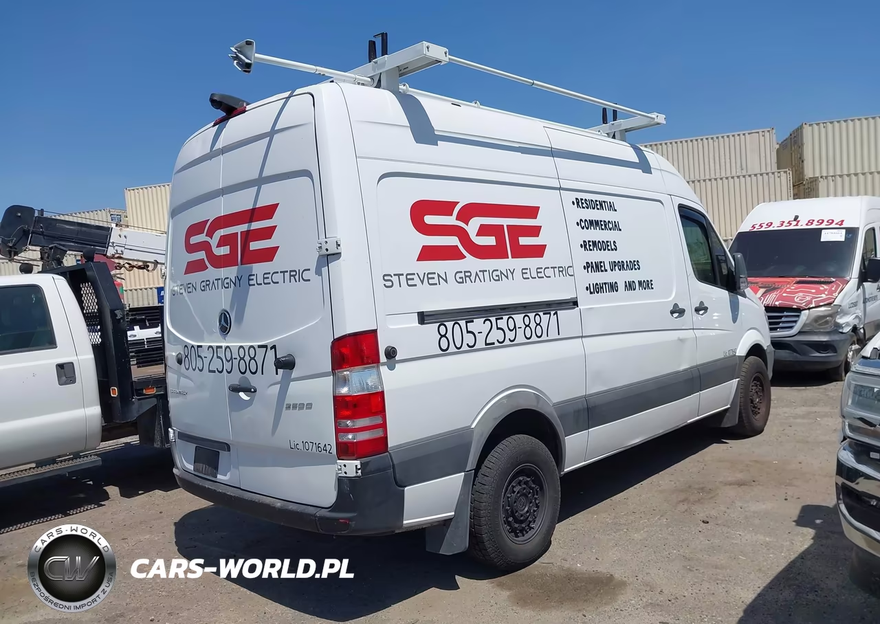 2017 Mercedes-Benz Sprinter 2500 Standard Roof V6 VIN:WD3PE7CD6HP553286 - 4