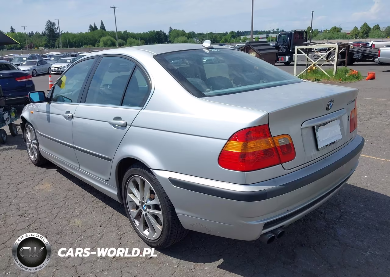 2005 BMW 330Xi VIN:WBAEW534X5PN39964 - 3