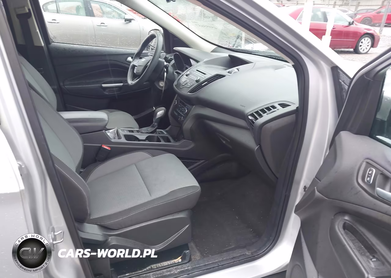 2018 Ford Escape Se VIN:1FMCU9GD5JUC36809 - 5