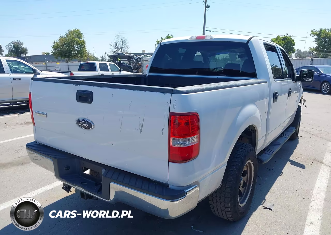 2004 Ford F-150 Xlt VIN:1FTRW12W44KD45927 - 4