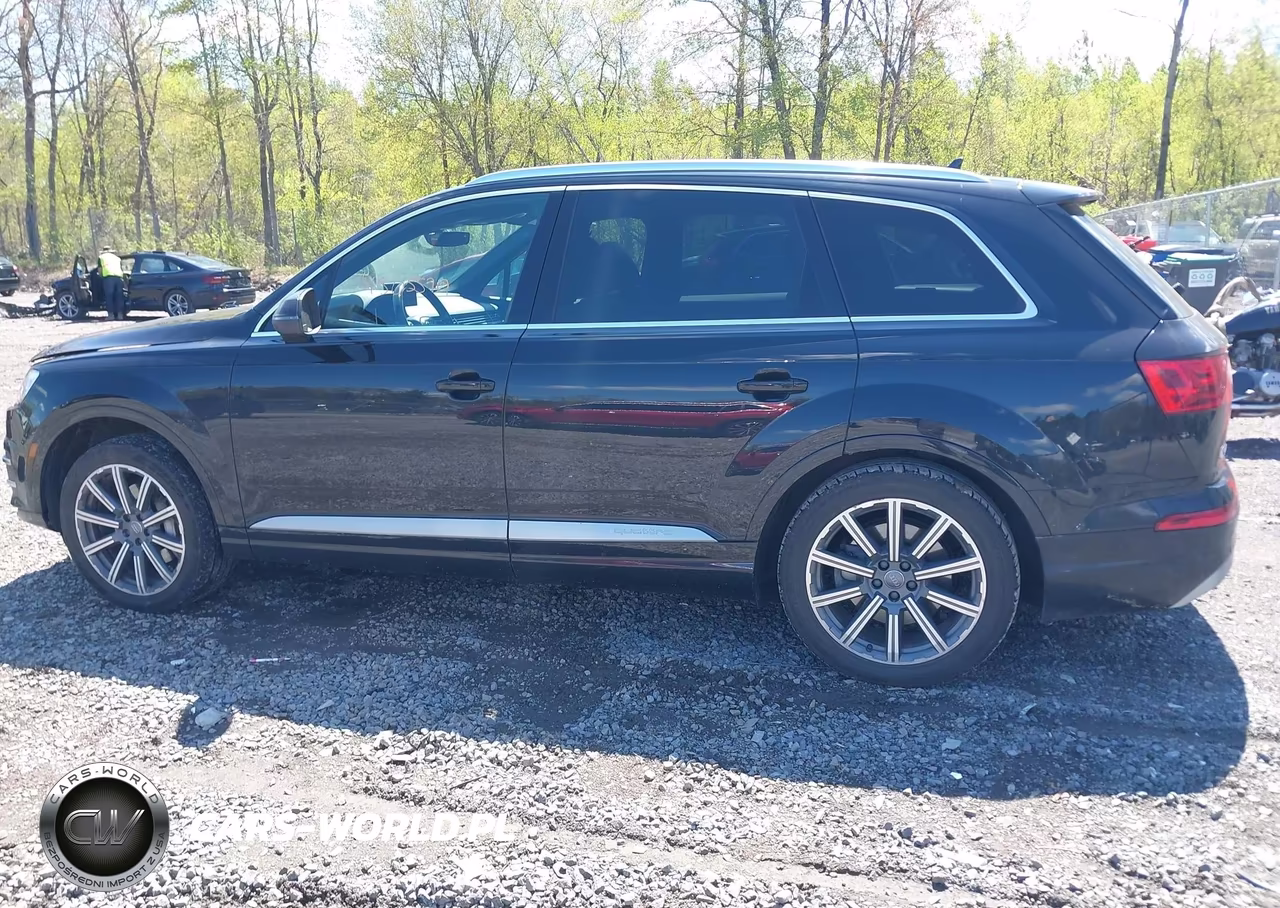 2017 Audi Q7 2.0T Premium VIN:WA1LHAF70HD040366 - 14