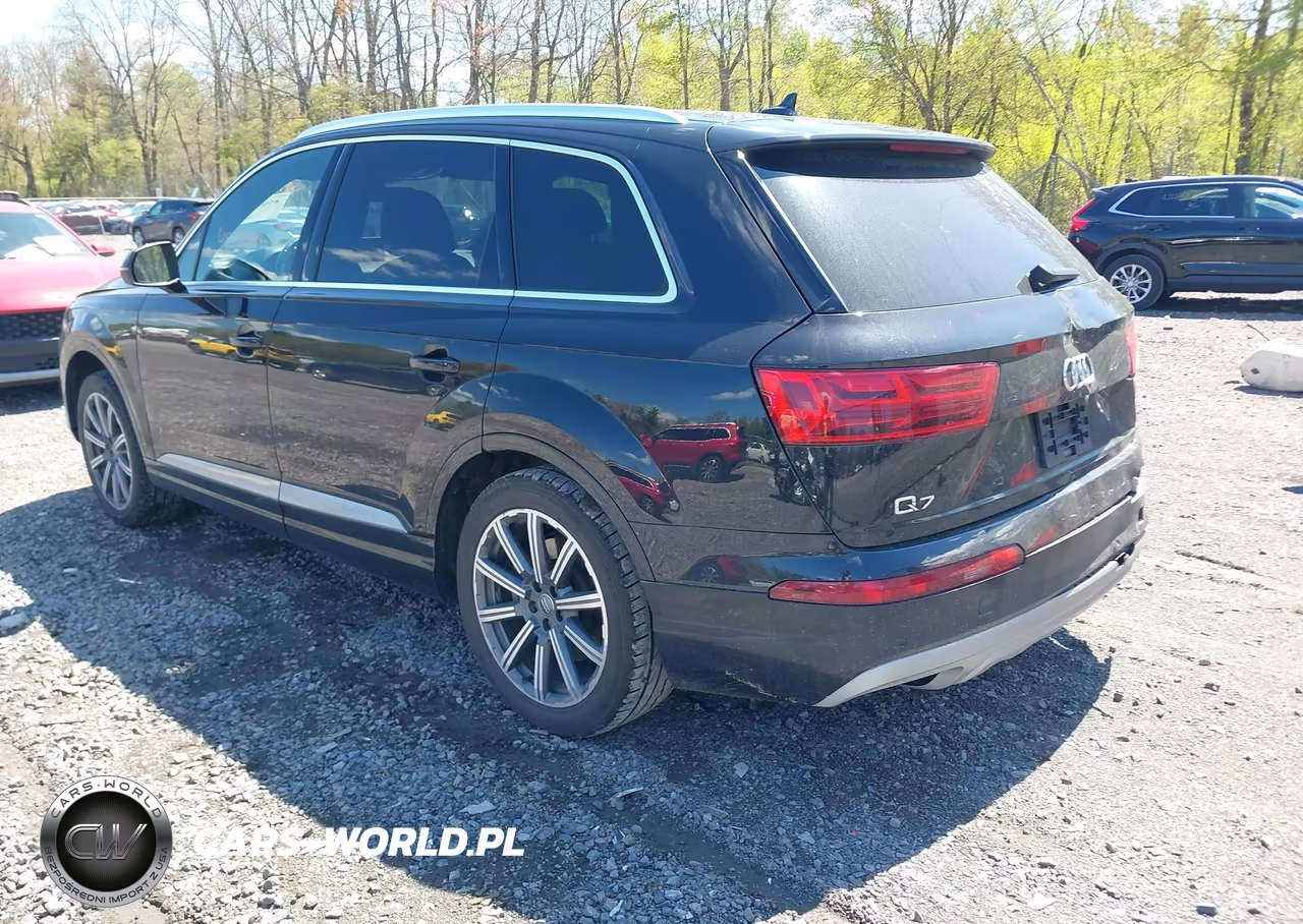 2017 Audi Q7 2.0T Premium VIN:WA1LHAF70HD040366 - 3