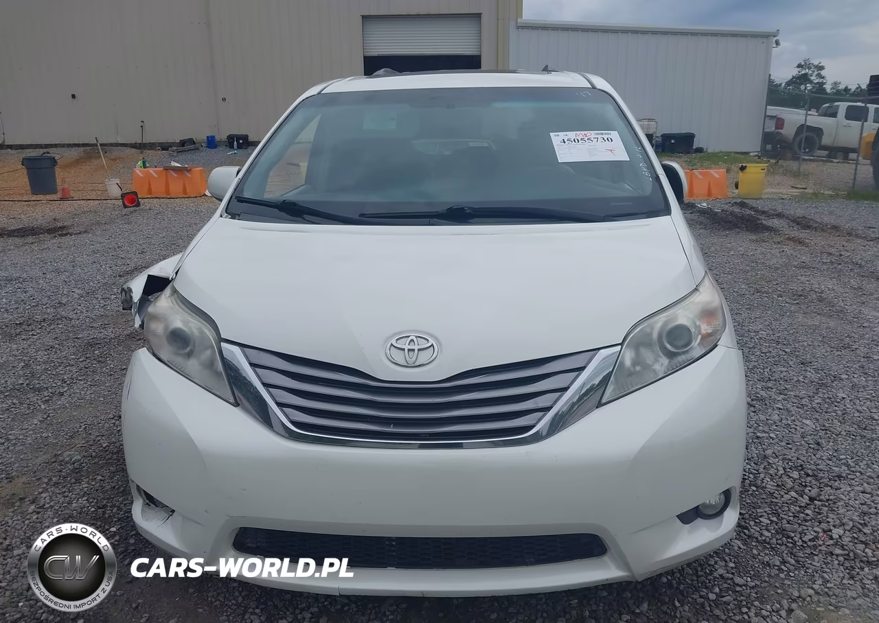 2017 Toyota Sienna Xle 8 Passenger VIN:5TDYZ3DC8HS806806 - 11