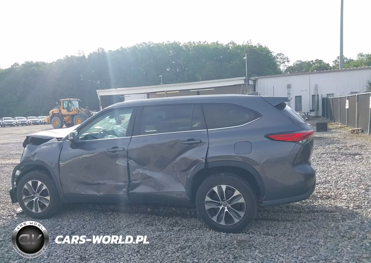 2022 Toyota Highlander Xle VIN:5TDGZRAH1NS112274 - 15