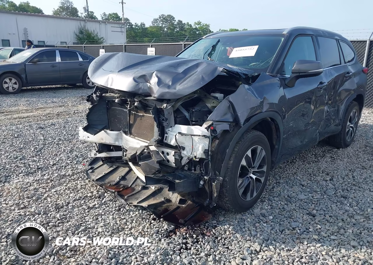2022 Toyota Highlander Xle VIN:5TDGZRAH1NS112274 - 18