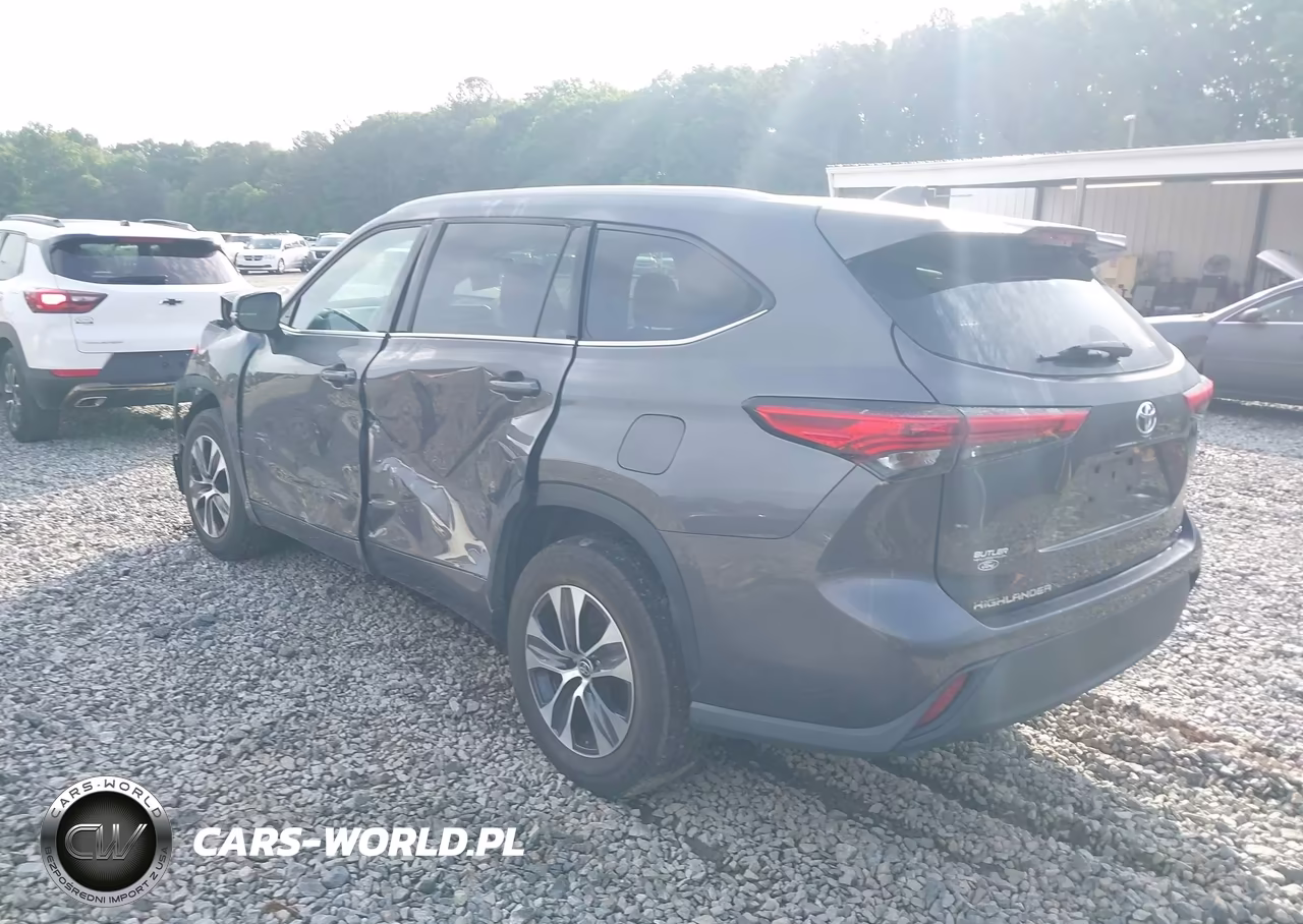 2022 Toyota Highlander Xle VIN:5TDGZRAH1NS112274 - 3