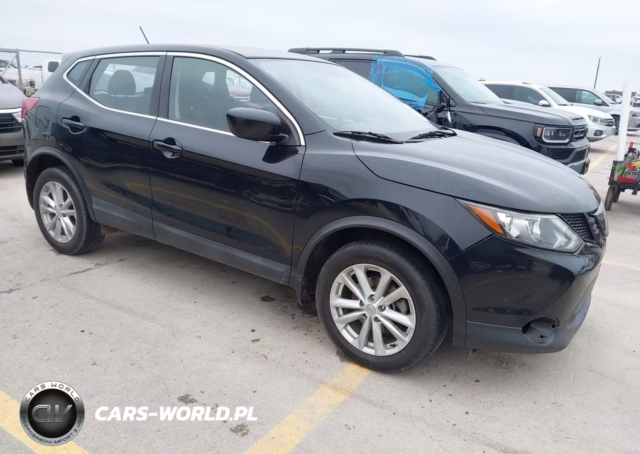 2018 Nissan Rogue Sport S
