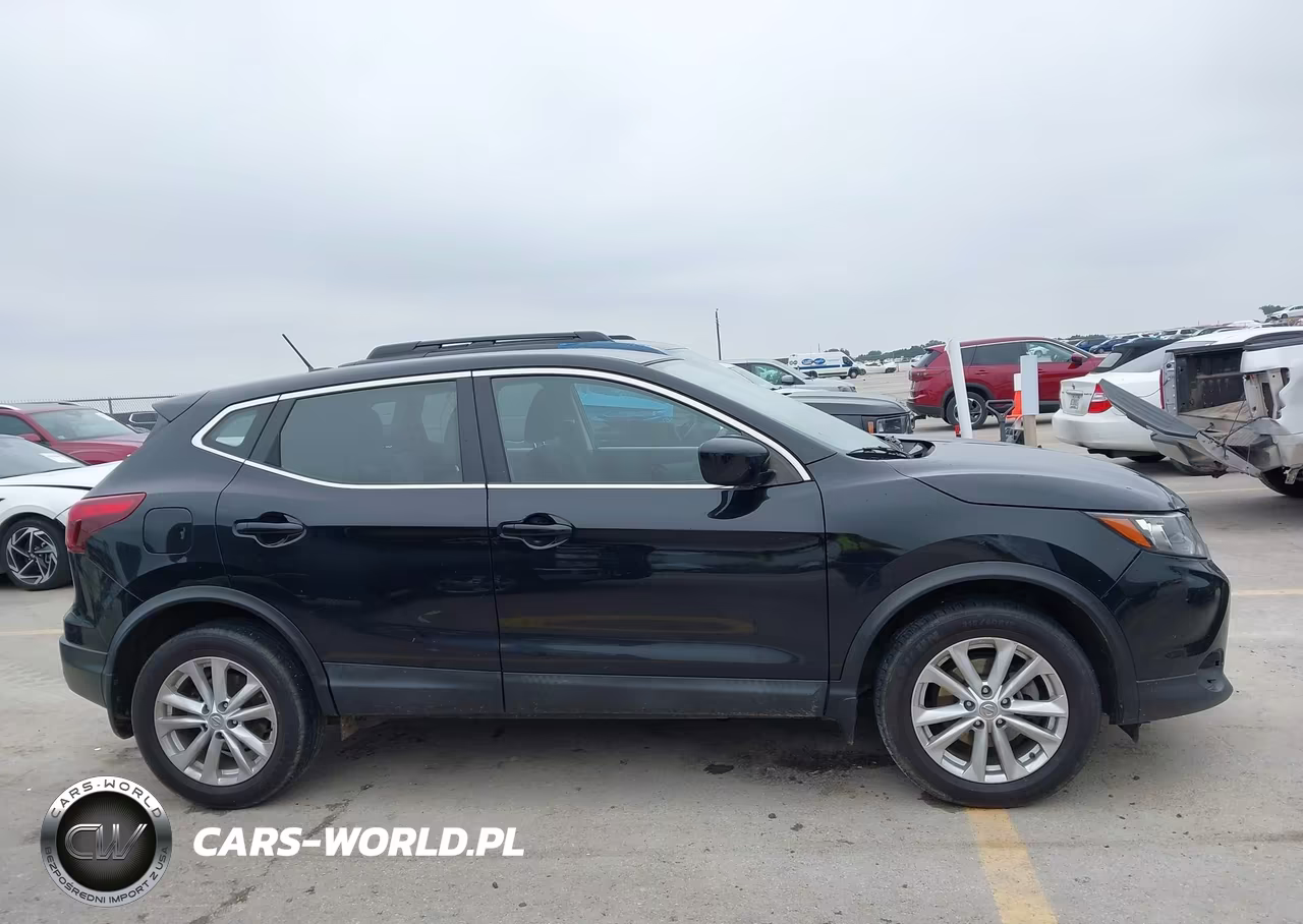 2018 Nissan Rogue Sport S VIN:JN1BJ1CR6JW268641 - 13