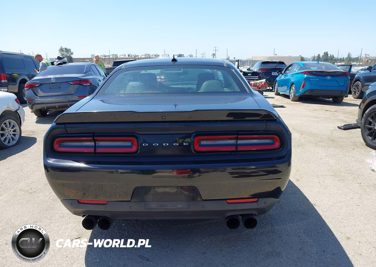 2016 Dodge Challenger Sxt Plus VIN:2C3CDZAG8GH249870 - 16
