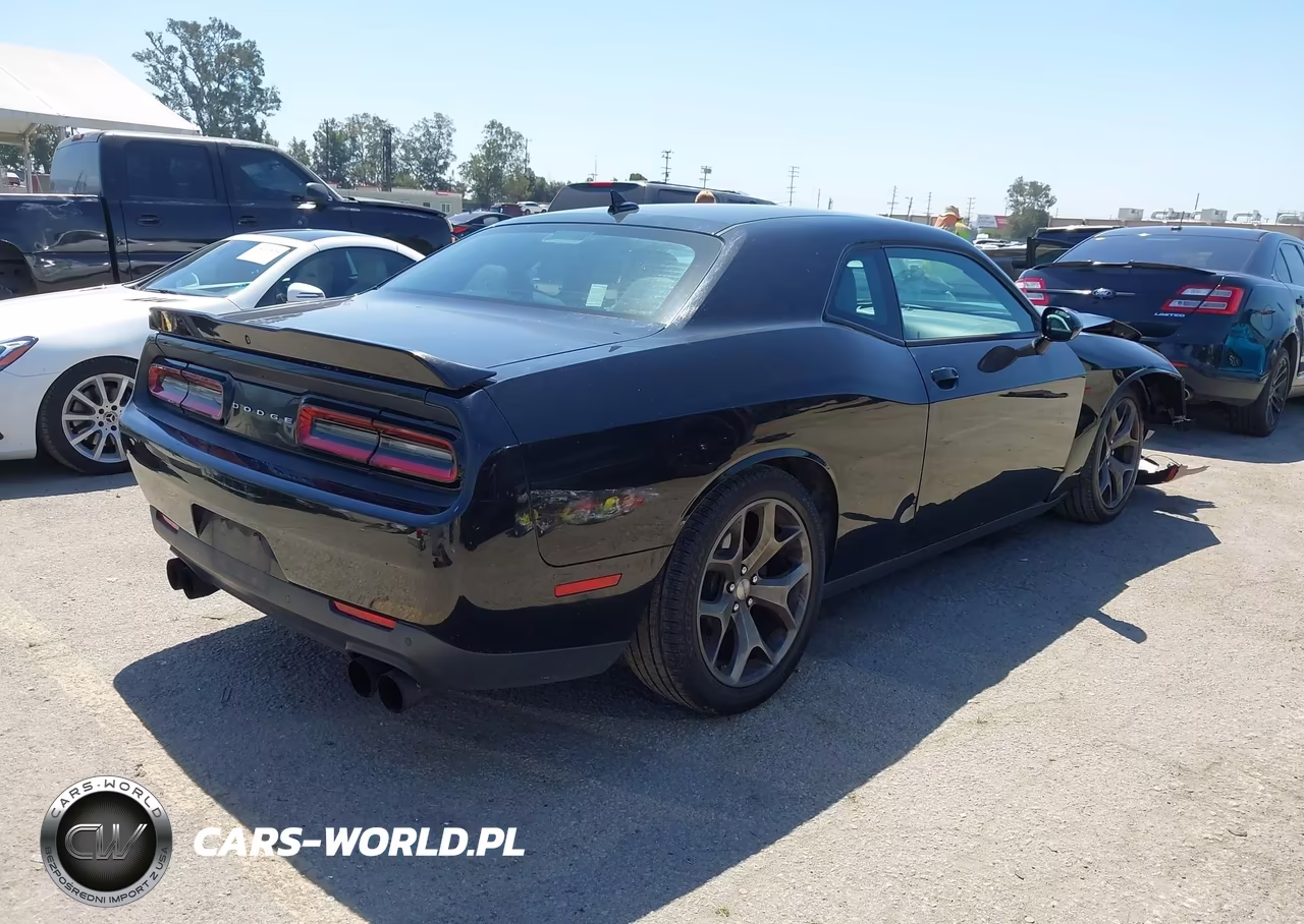 2016 Dodge Challenger Sxt Plus VIN:2C3CDZAG8GH249870 - 4