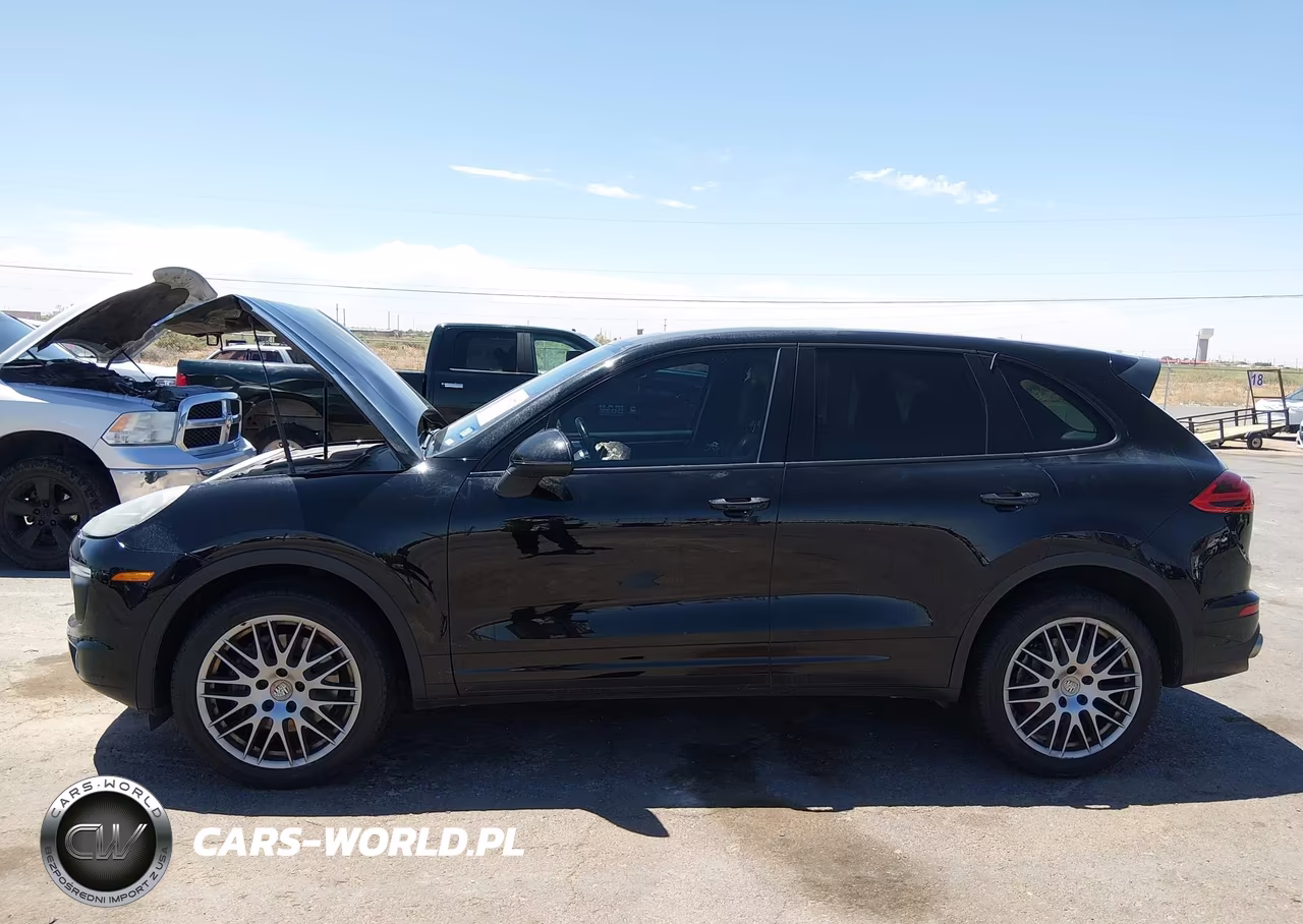2017 Porsche Cayenne S VIN:WP1AB2A24HLA52959 - 14